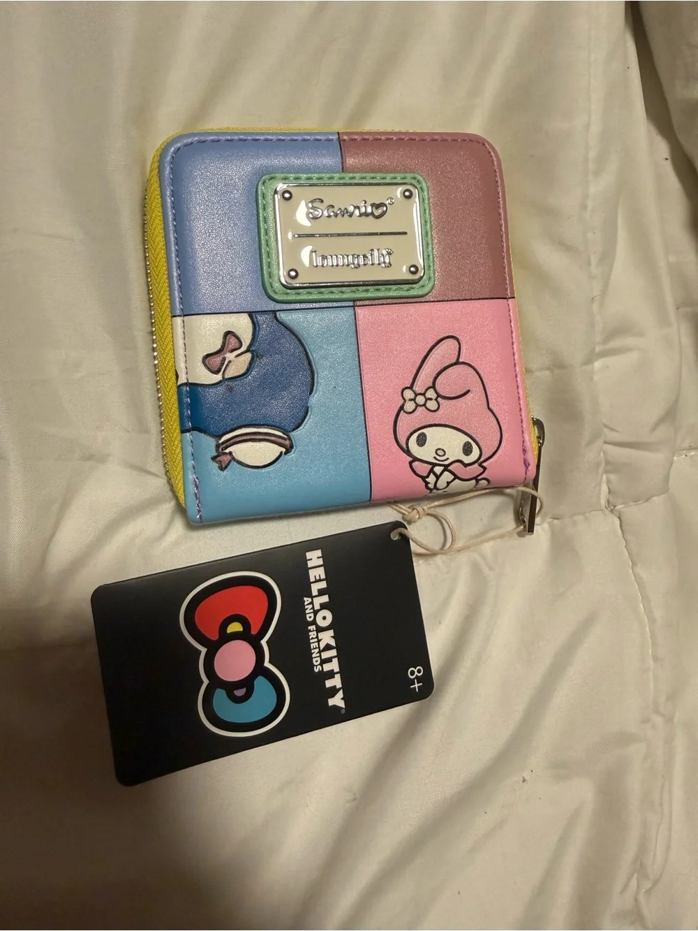 Hello Kitty loungefly hardtag Patch Zip Wallet - Pink Blue